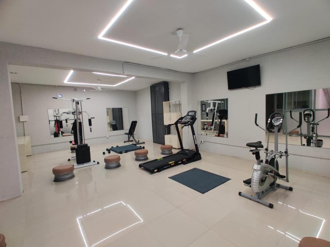 Restel Studio Flats 하이데라바드 외부 사진