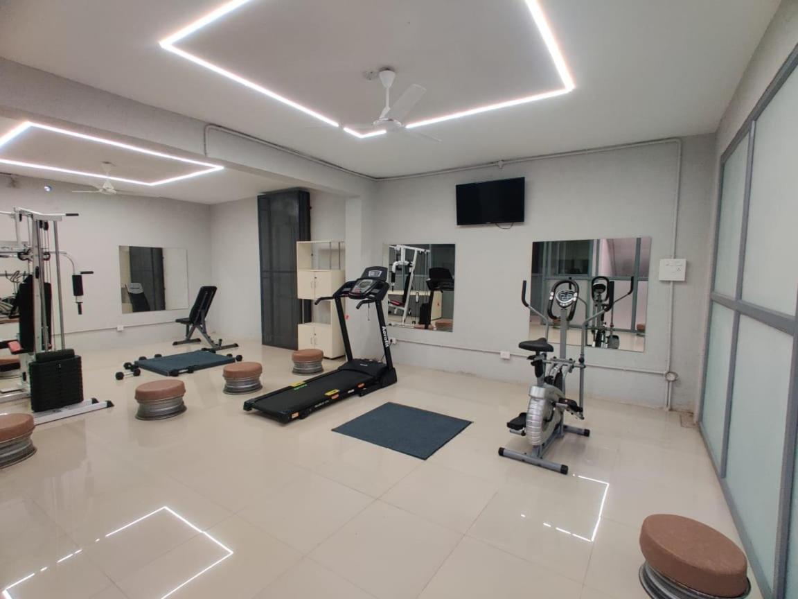 Restel Studio Flats 하이데라바드 외부 사진